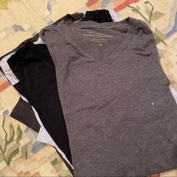 Bundle of men’s size medium tshirts